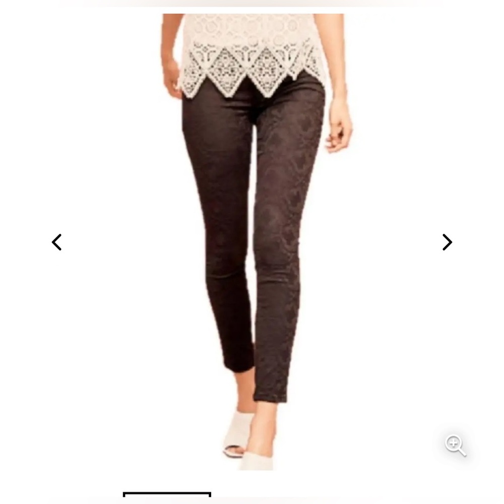 Anthropologie Pilcro and the Letterpress Jacquard Serif Skinny PantsSize 29